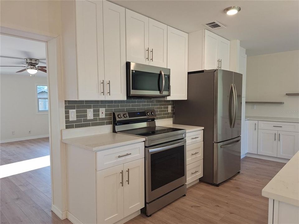 For Sale: $599,000 (4 beds, 2 baths, 1991 Square Feet)