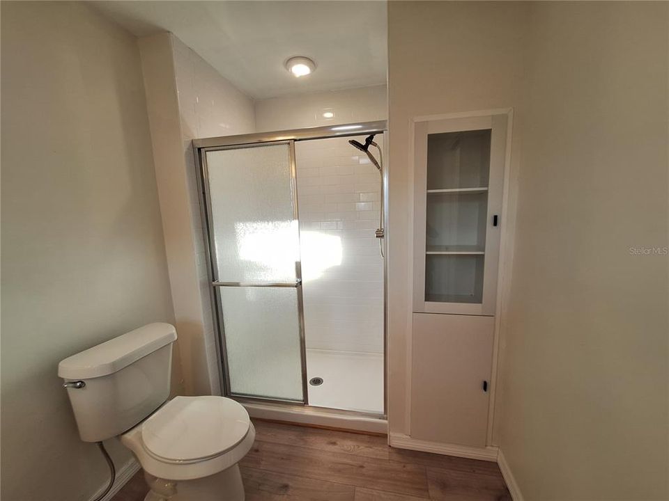 For Sale: $599,000 (4 beds, 2 baths, 1991 Square Feet)