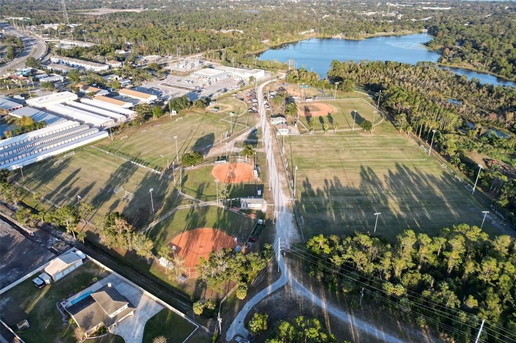 For Sale: $599,000 (4 beds, 2 baths, 1991 Square Feet)