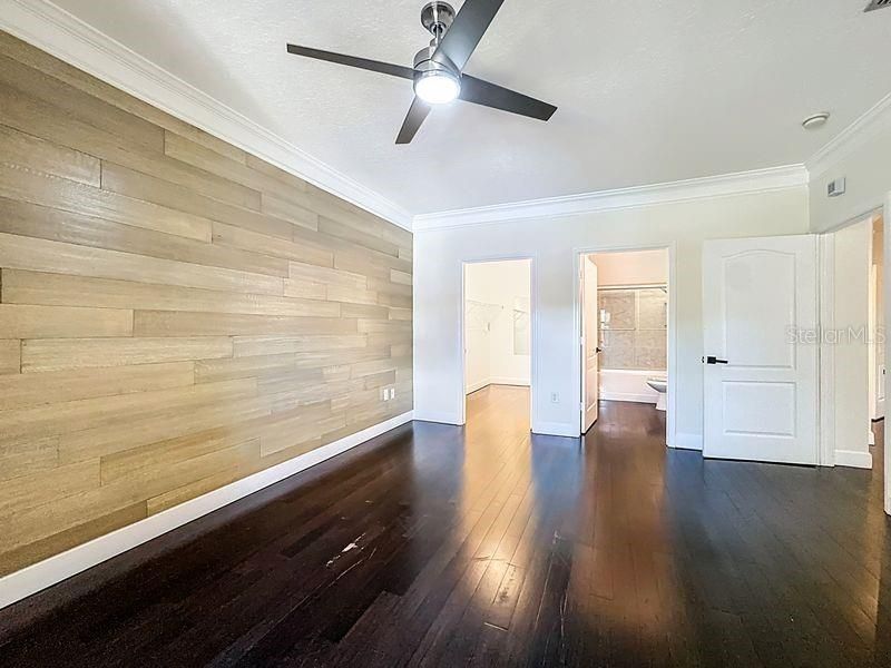 待售: $267,000 (2 贝兹, 2 浴室, 1352 平方英尺)