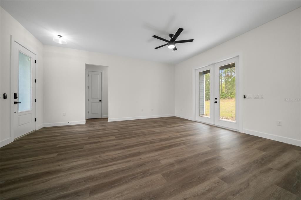 For Rent: $1,875 (3 beds, 2 baths, 1452 Square Feet)