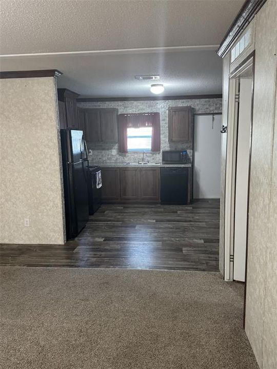 En Venta: $240,000 (3 camas, 2 baños, 936 Pies cuadrados)