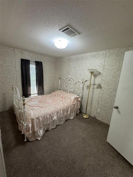 En Venta: $240,000 (3 camas, 2 baños, 936 Pies cuadrados)