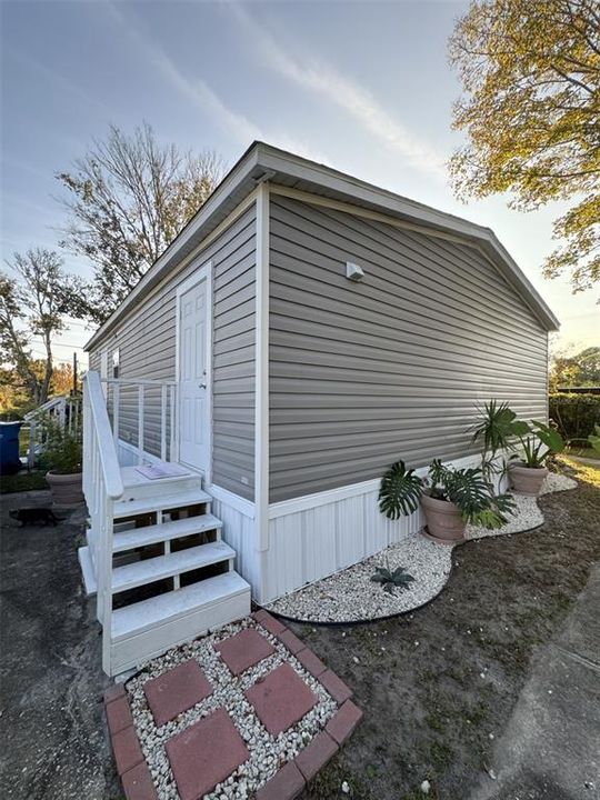 En Venta: $240,000 (3 camas, 2 baños, 936 Pies cuadrados)