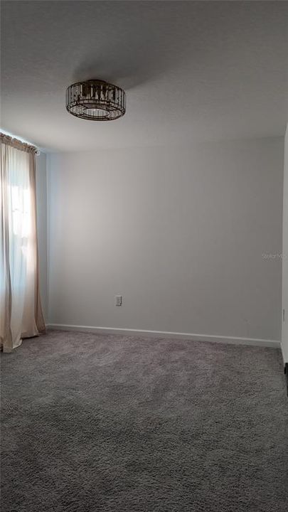 For Rent: $2,900 (4 beds, 2 baths, 2149 Square Feet)