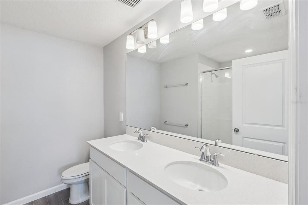 For Rent: $2,300 (3 beds, 2 baths, 1540 Square Feet)