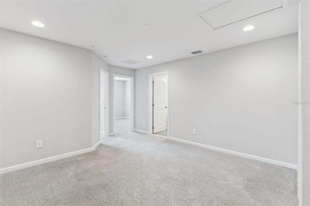 For Rent: $2,300 (3 beds, 2 baths, 1540 Square Feet)