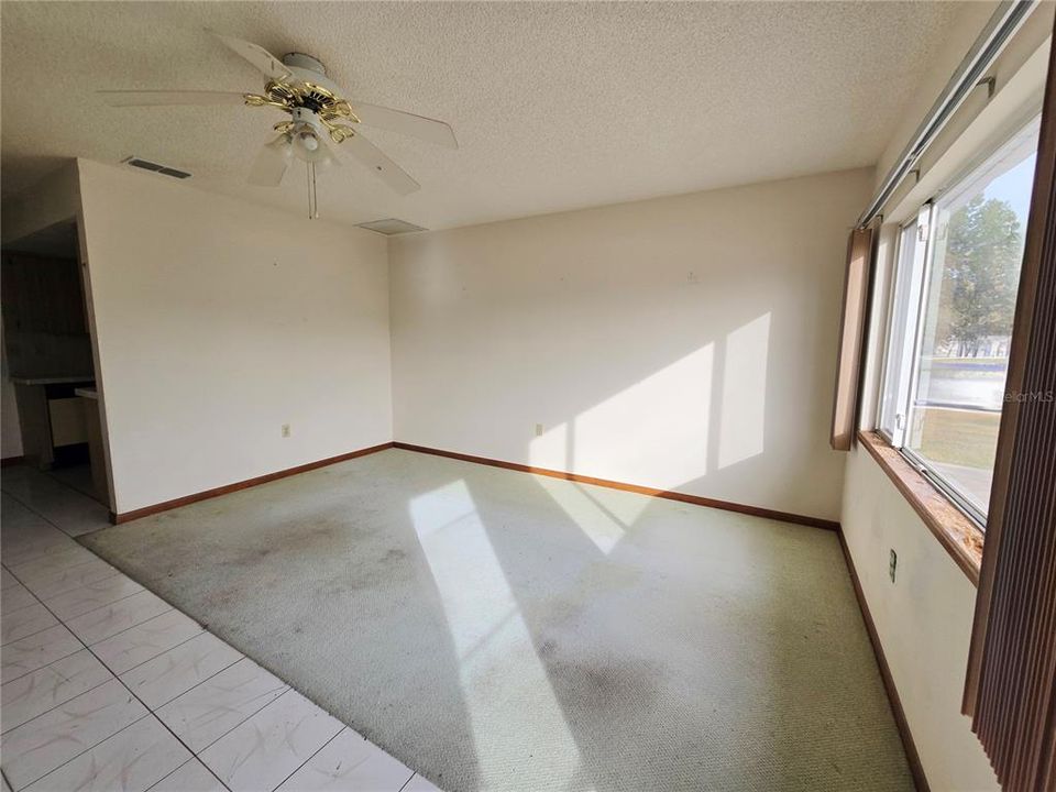 For Sale: $134,000 (2 beds, 2 baths, 864 Square Feet)