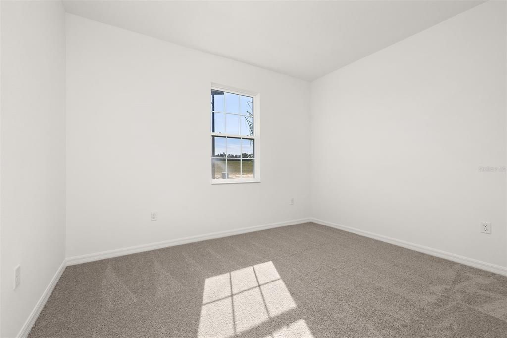 На продажу: $349,990 (4 спален, 2 ванн, 1938 Квадратных фут)