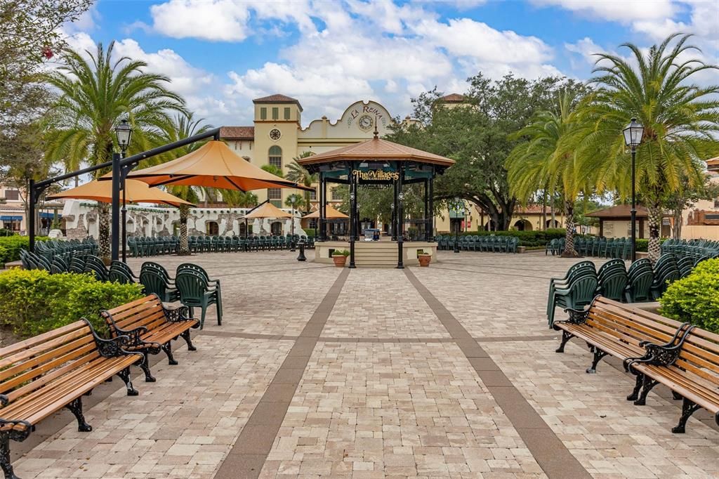 На продажу: $349,990 (4 спален, 2 ванн, 1938 Квадратных фут)