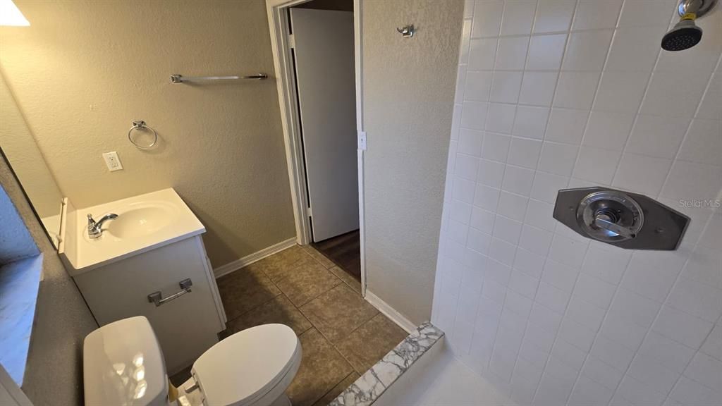 For Sale: $246,000 (3 beds, 2 baths, 1385 Square Feet)