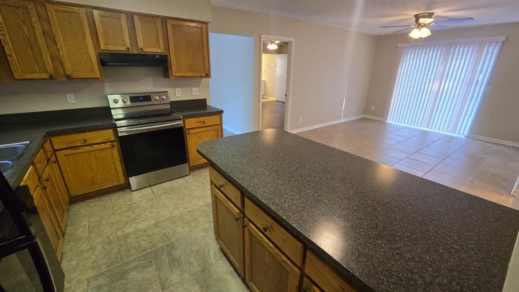 For Sale: $246,000 (3 beds, 2 baths, 1385 Square Feet)