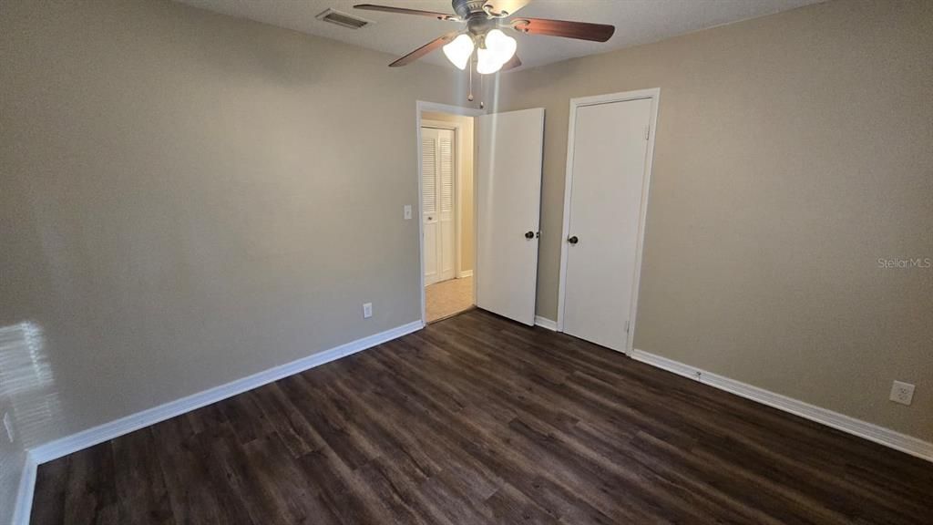 For Sale: $246,000 (3 beds, 2 baths, 1385 Square Feet)