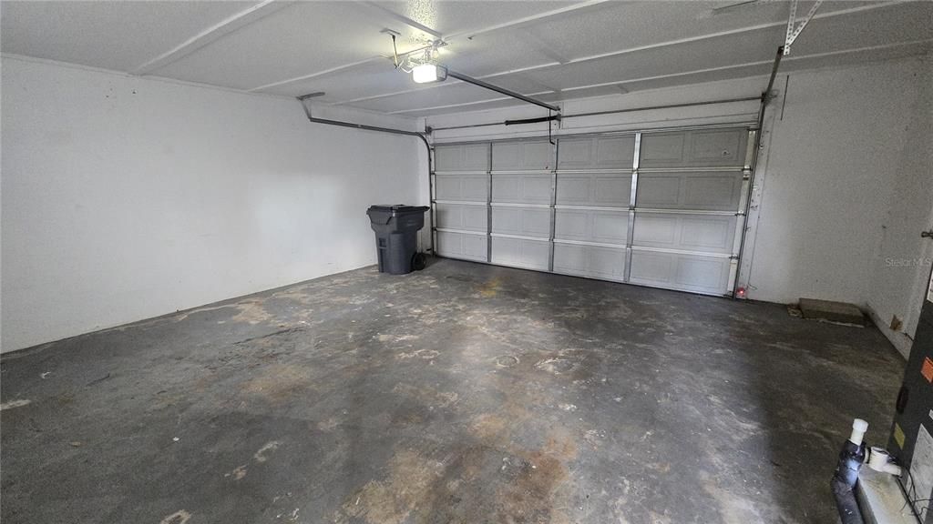 For Sale: $246,000 (3 beds, 2 baths, 1385 Square Feet)