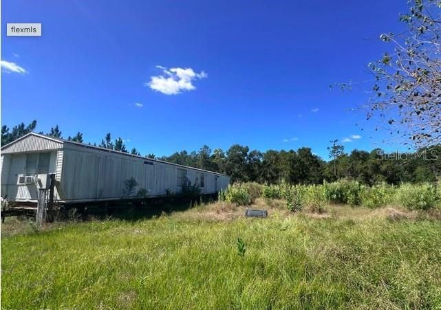 待售: $150,000 (3 贝兹, 2 浴室, 1101 平方英尺)