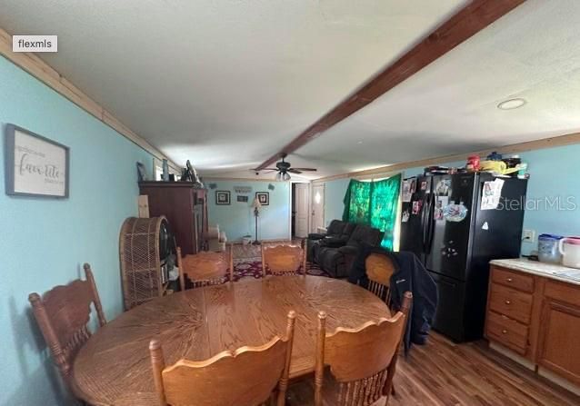 待售: $150,000 (3 贝兹, 2 浴室, 1101 平方英尺)