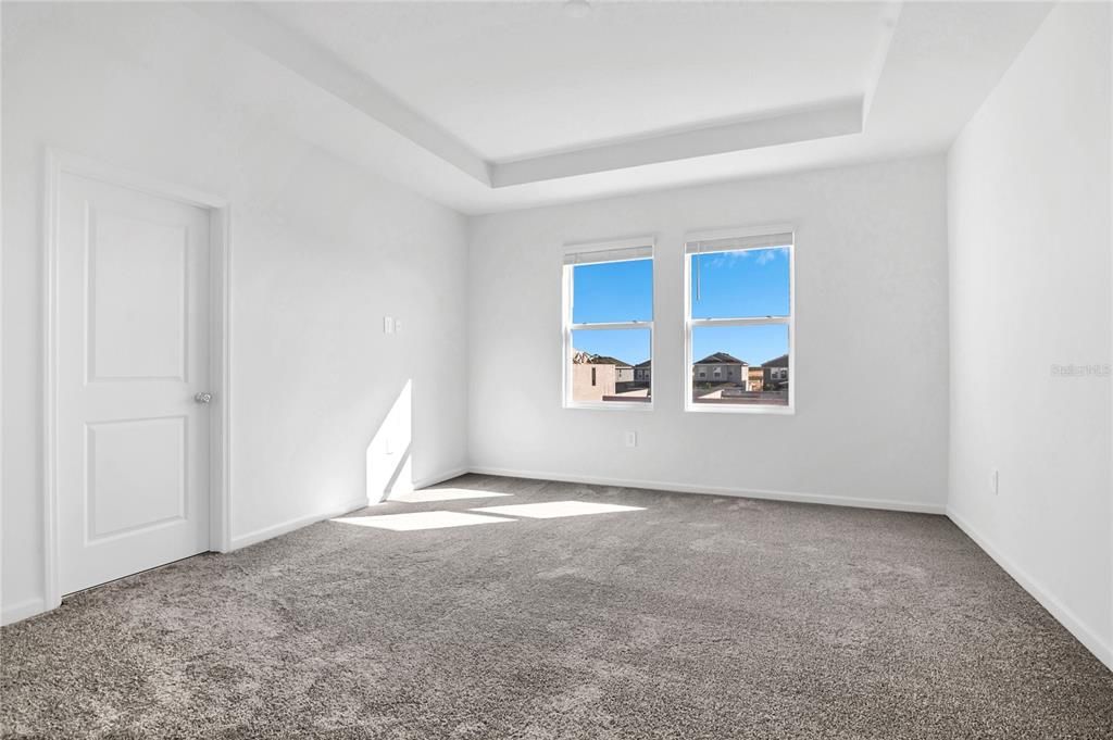 For Rent: $2,300 (3 beds, 2 baths, 1834 Square Feet)