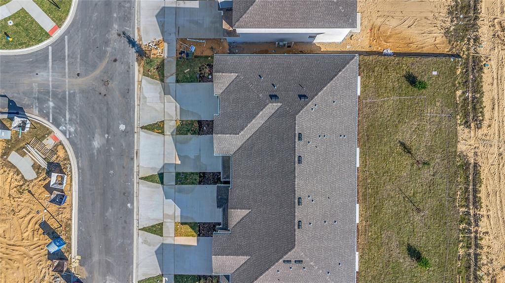 For Rent: $2,300 (3 beds, 2 baths, 1834 Square Feet)