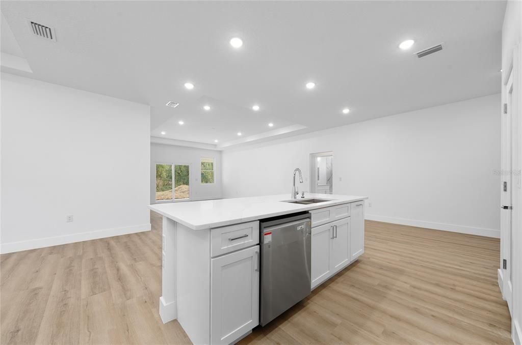 For Sale: $575,000 (4 beds, 3 baths, 2710 Square Feet)