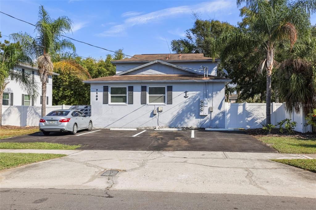 For Sale: $750,000 (6 beds, 0 baths, 2272 Square Feet)