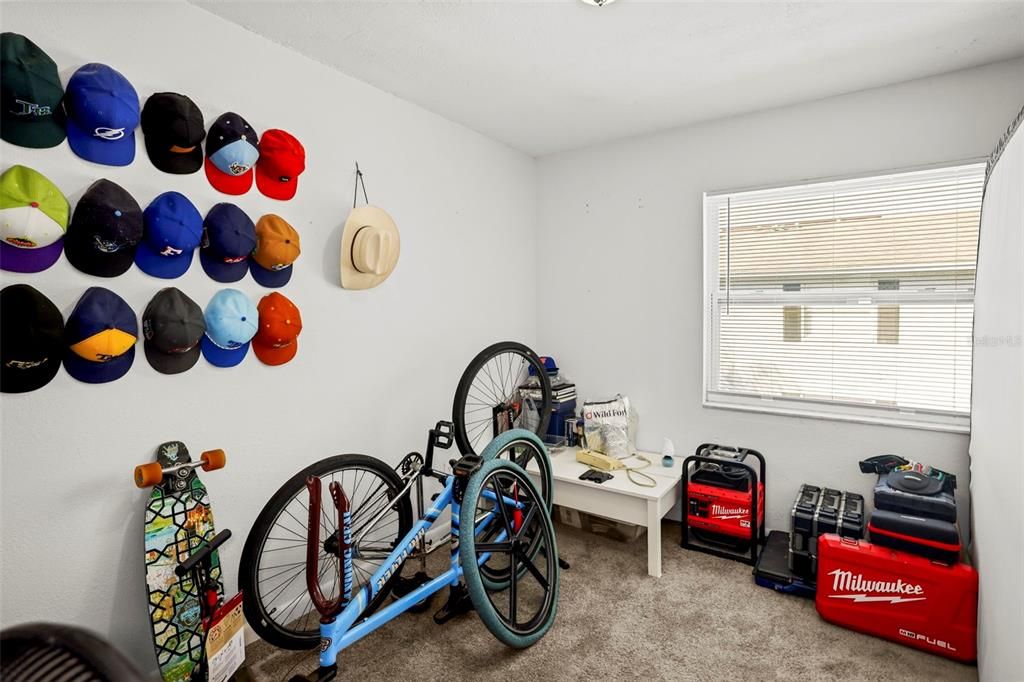 For Sale: $750,000 (6 beds, 0 baths, 2272 Square Feet)