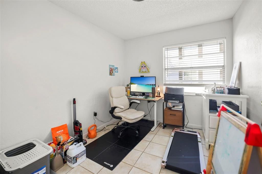 For Sale: $750,000 (6 beds, 0 baths, 2272 Square Feet)