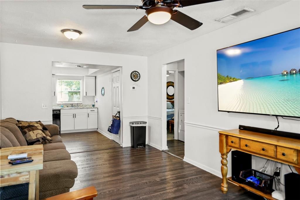 For Sale: $750,000 (6 beds, 0 baths, 2272 Square Feet)