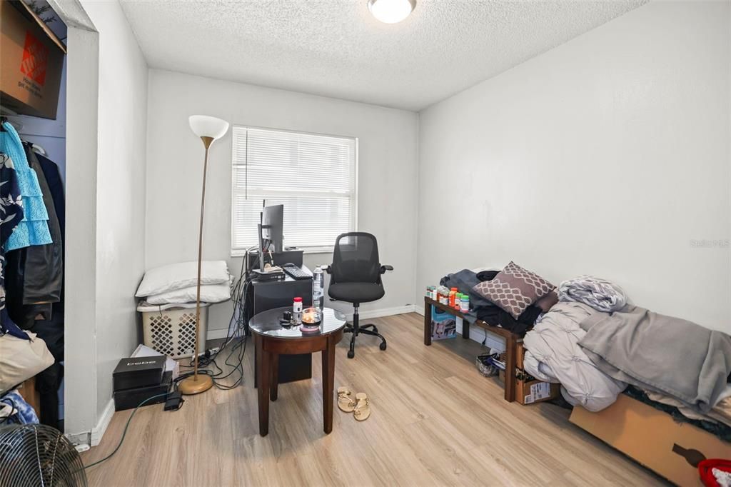 For Sale: $750,000 (6 beds, 0 baths, 2272 Square Feet)