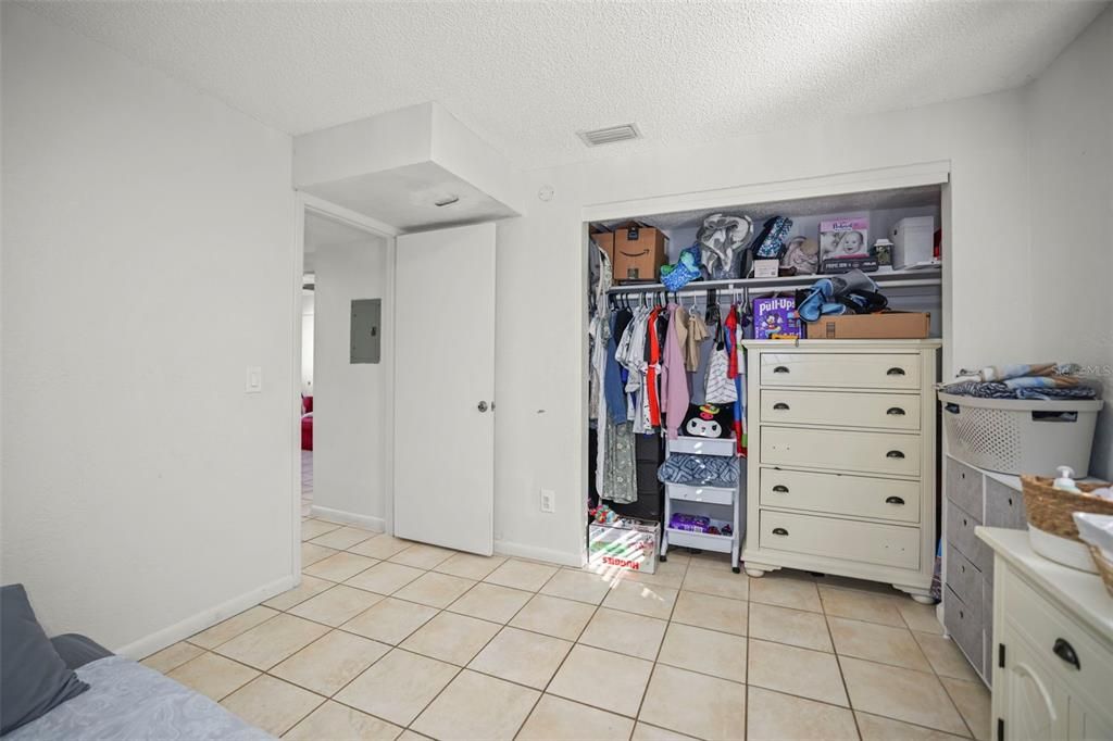 For Sale: $750,000 (6 beds, 0 baths, 2272 Square Feet)