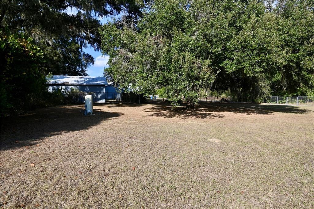 Activo con contrato: $380,000 (3 camas, 2 baños, 1620 Pies cuadrados)