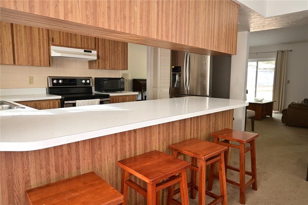 Activo con contrato: $380,000 (3 camas, 2 baños, 1620 Pies cuadrados)