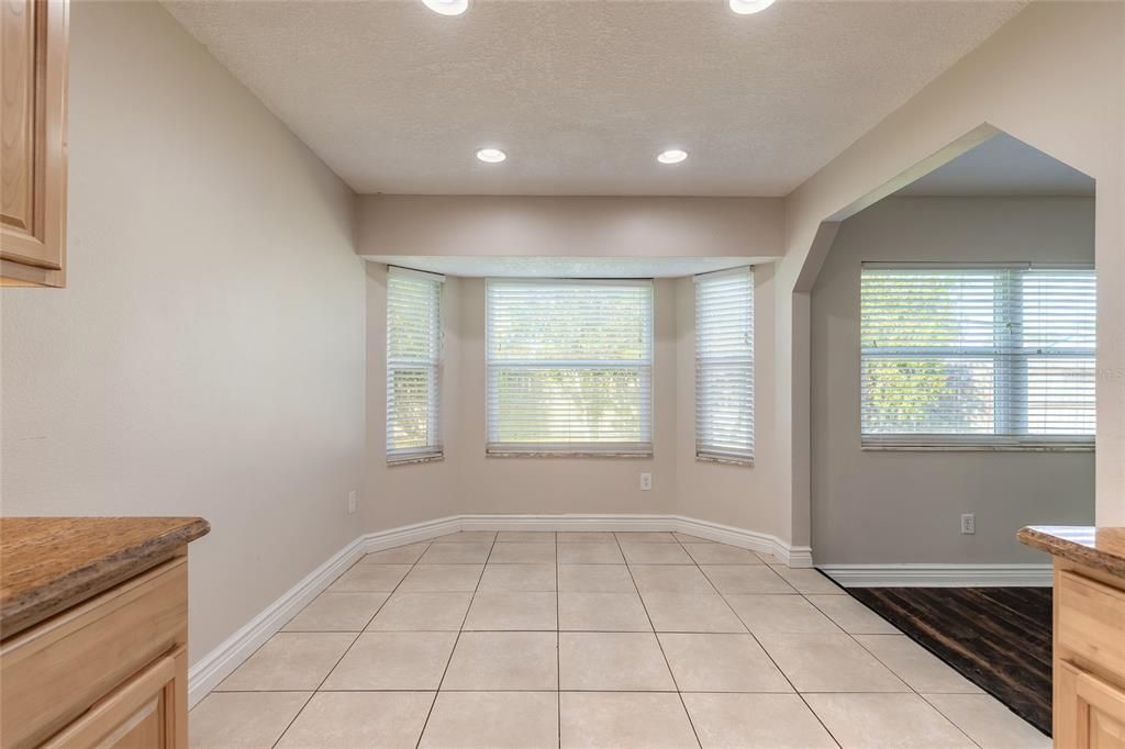 For Sale: $399,900 (3 beds, 2 baths, 2042 Square Feet)