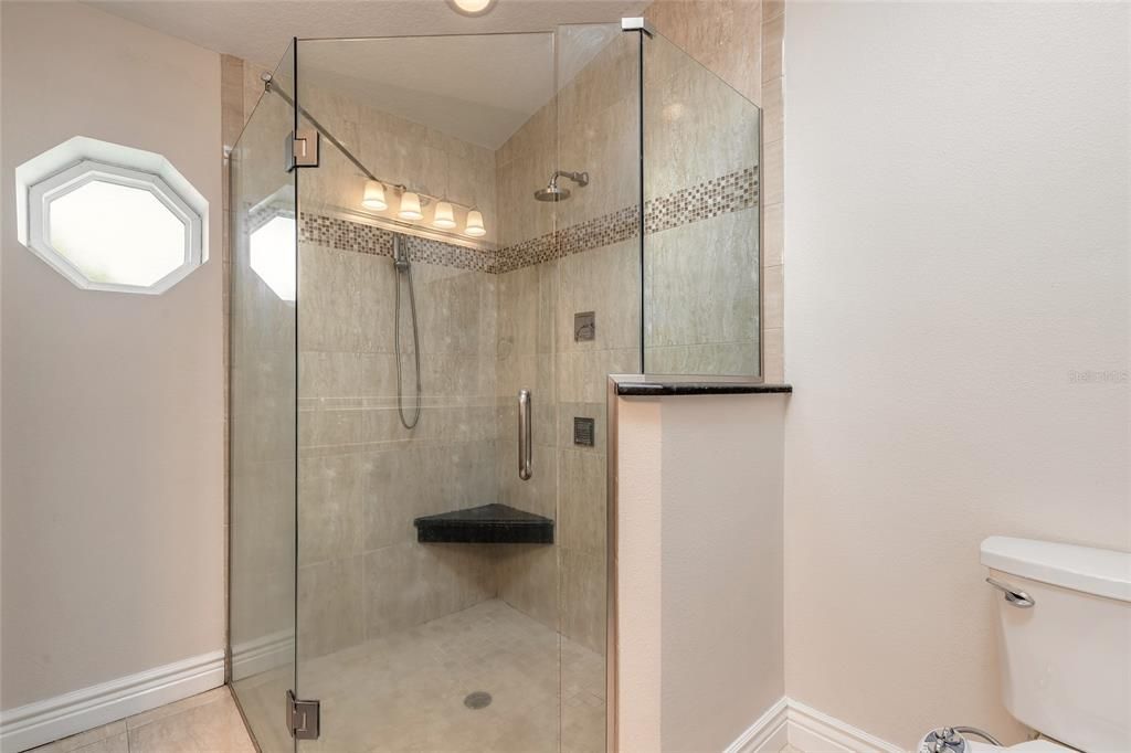 For Sale: $399,900 (3 beds, 2 baths, 2042 Square Feet)