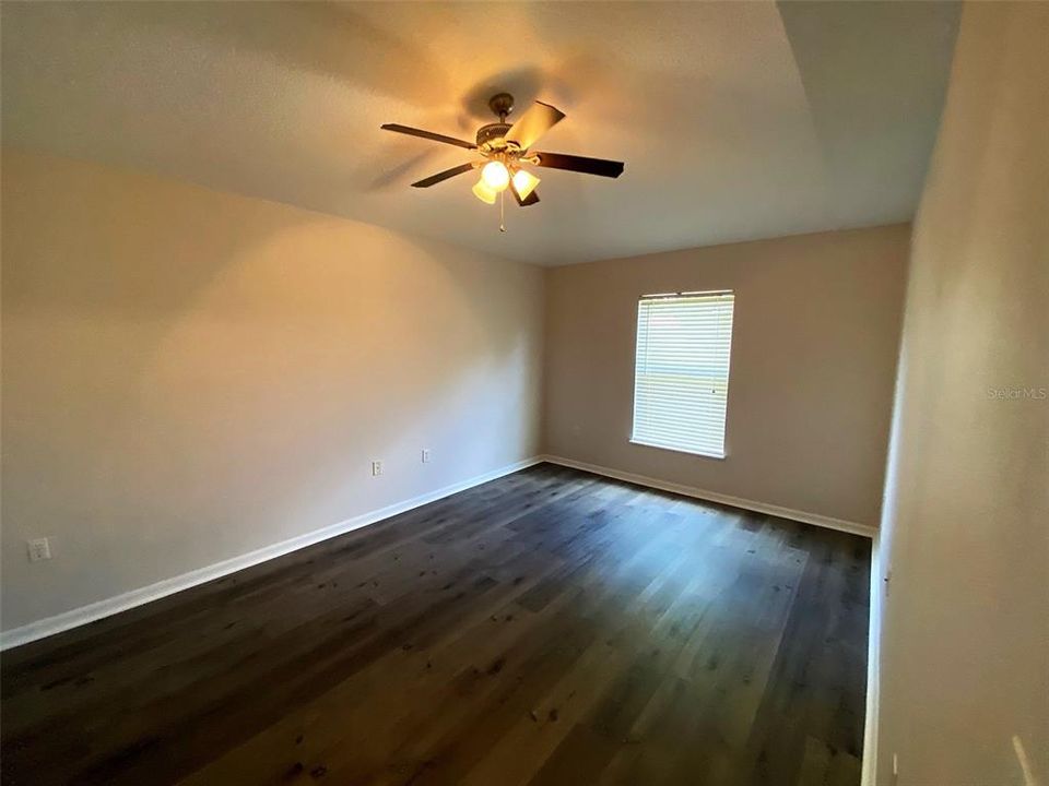 出租: $2,095 (3 贝兹, 2 浴室, 1108 平方英尺)