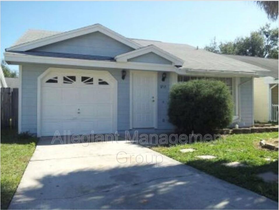 For Rent: $1,899 (2 beds, 2 baths, 930 Square Feet)
