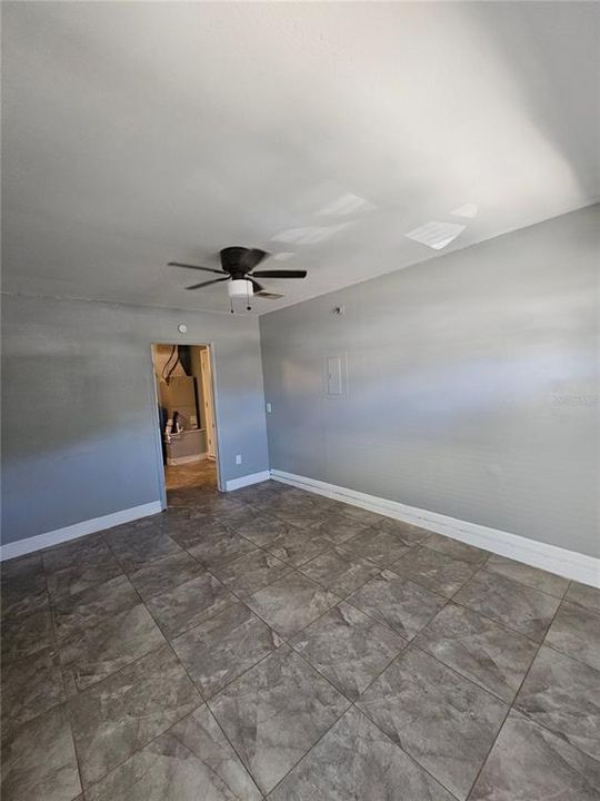 For Rent: $1,899 (2 beds, 2 baths, 930 Square Feet)