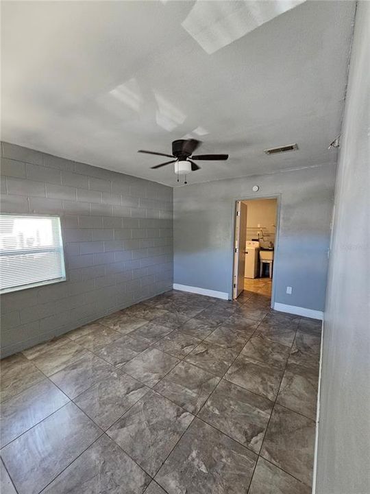 For Rent: $1,899 (2 beds, 2 baths, 930 Square Feet)