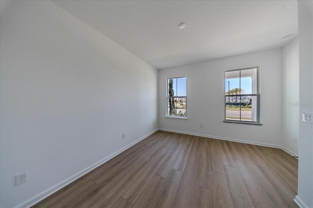 出租: $2,850 (4 贝兹, 3 浴室, 2031 平方英尺)