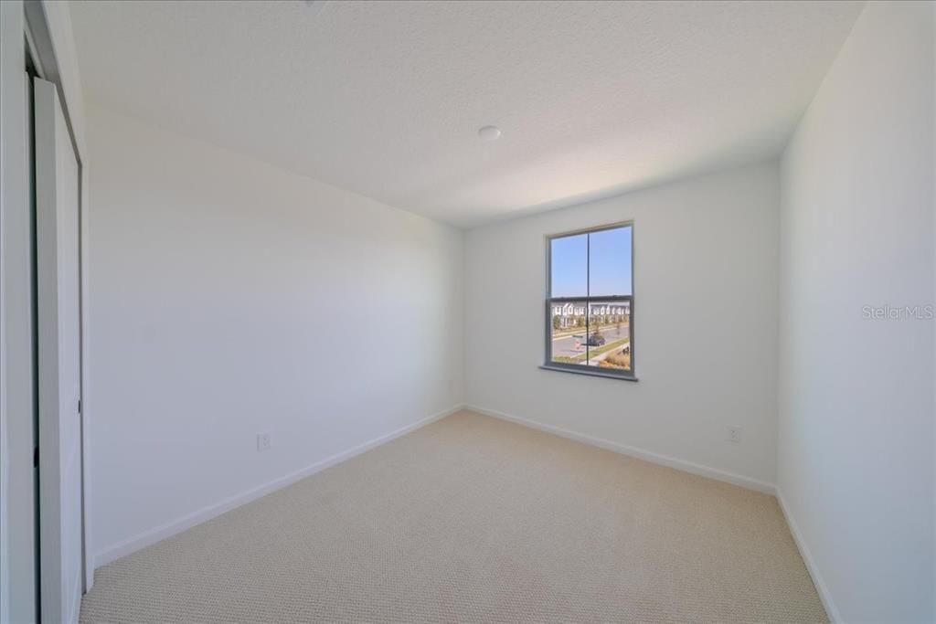 出租: $2,850 (4 贝兹, 3 浴室, 2031 平方英尺)