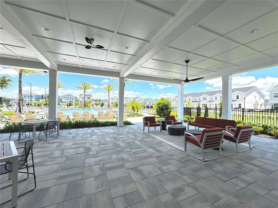 出租: $2,850 (4 贝兹, 3 浴室, 2031 平方英尺)