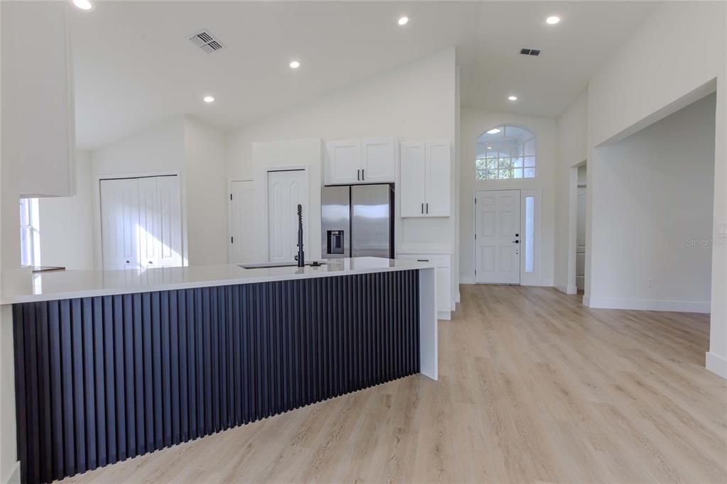 Active With Contract: $369,000 (4 beds, 3 baths, 1810 Square Feet)