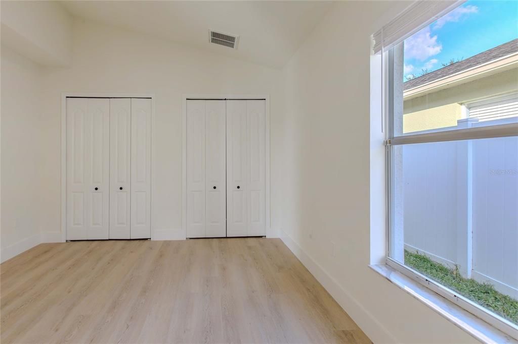 Active With Contract: $369,000 (4 beds, 3 baths, 1810 Square Feet)