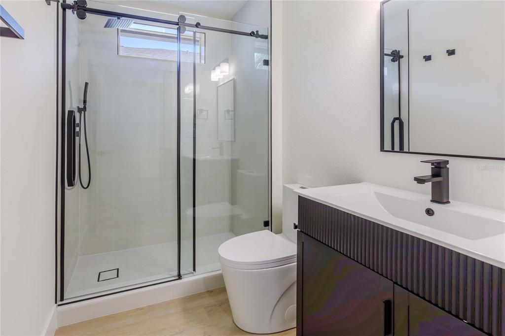 Active With Contract: $369,000 (4 beds, 3 baths, 1810 Square Feet)