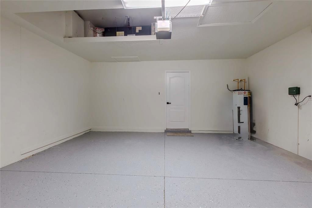 Active With Contract: $369,000 (4 beds, 3 baths, 1810 Square Feet)