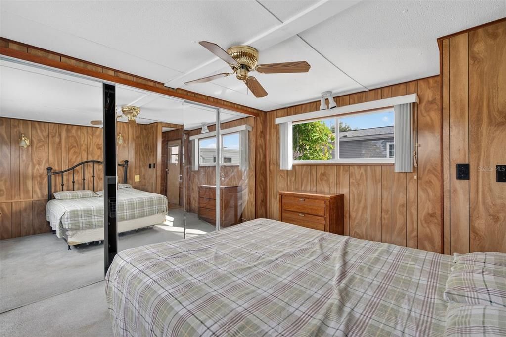 For Sale: $119,000 (3 beds, 2 baths, 928 Square Feet)