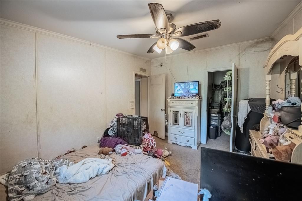 На продажу: $250,000 (3 спален, 2 ванн, 2015 Квадратных фут)