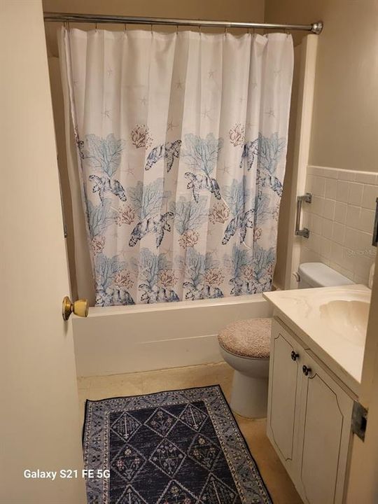 待售: $105,000 (1 贝兹, 1 浴室, 880 平方英尺)