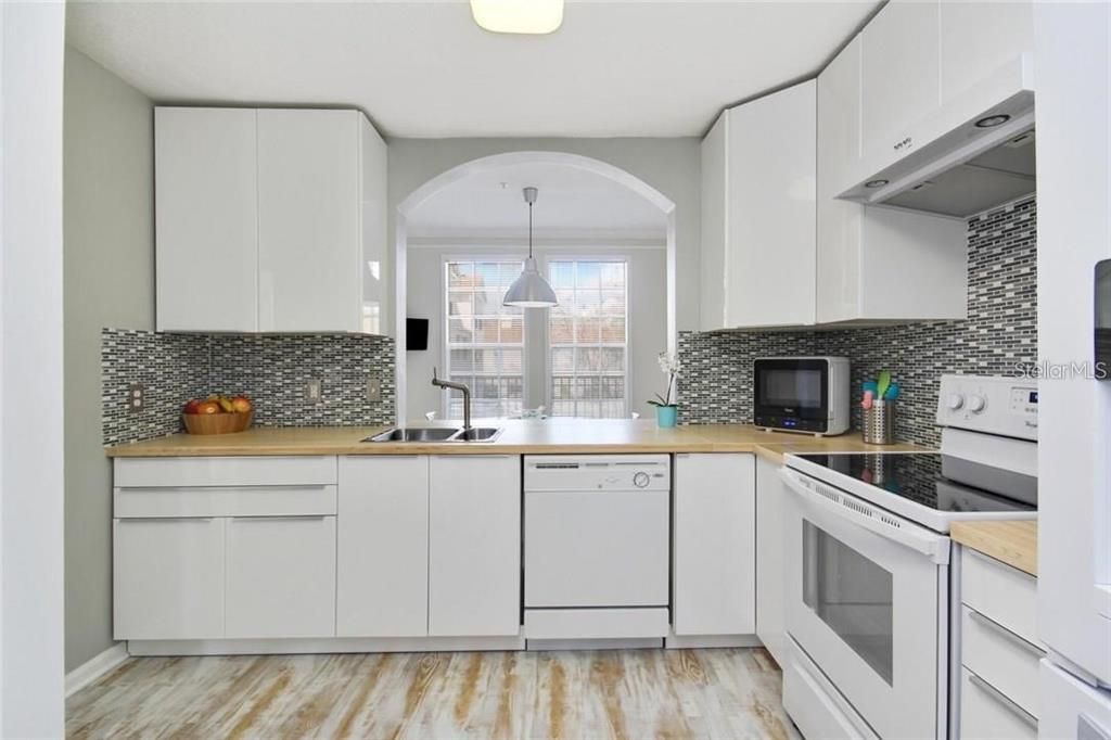 待售: $459,000 (3 贝兹, 2 浴室, 1616 平方英尺)