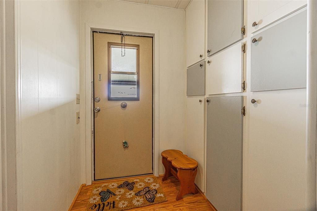 En Venta: $175,000 (2 camas, 2 baños, 1248 Pies cuadrados)