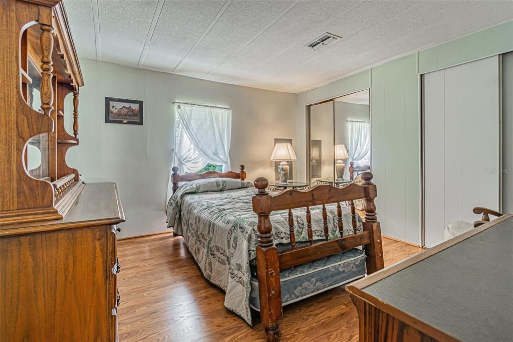 En Venta: $175,000 (2 camas, 2 baños, 1248 Pies cuadrados)